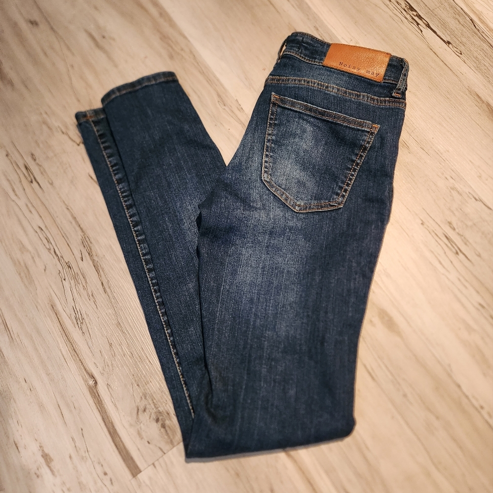 Noisy May Jean Jeans Eve Low Rise Waist Super Slim  28" by 32" Womens Jean